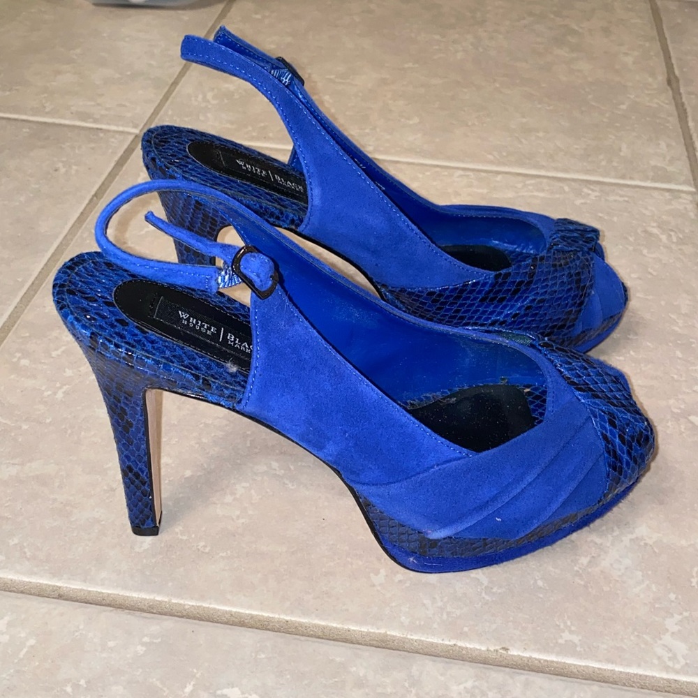 White House Black Market Tern Heel Leather Snakeskin Stiletto Blue Size: 7.5